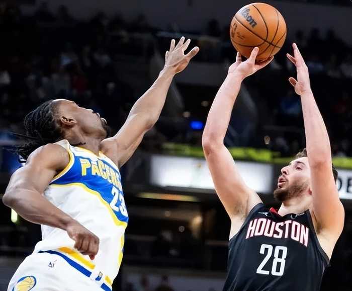 火箭3将一战打出价值！申京统治级，霍乐迪泰特回暖该进轮换了！