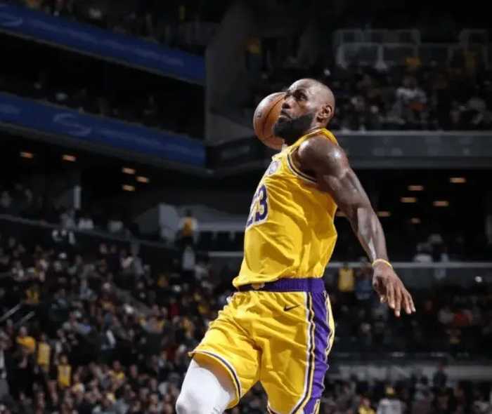 湖人虐篮网3喜1忧！里弗斯复出不错，拉拉维亚回暖，未来魔鬼赛程