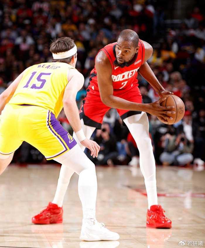 火箭负湖人无缘第三！全队22失误末节仅12分 KD下半场2分吃恶犯