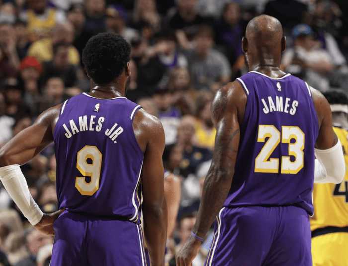 末节4分半狂砍11分！詹姆斯发推：布朗尼打疯了！！！